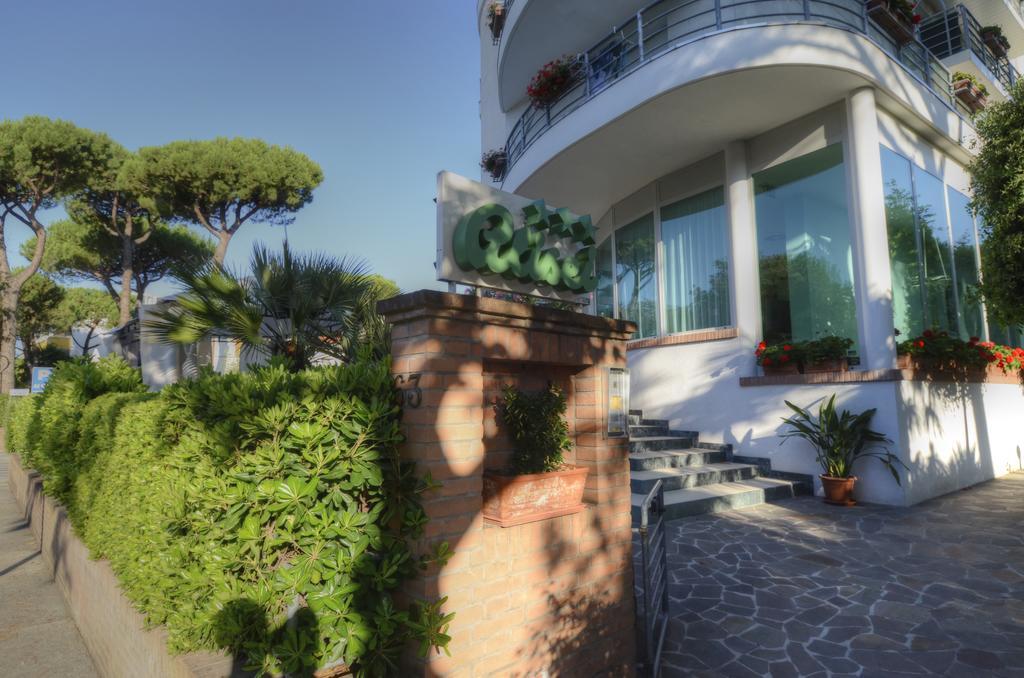 Hotel Alisei Lignano Sabbiadoro Exteriör bild