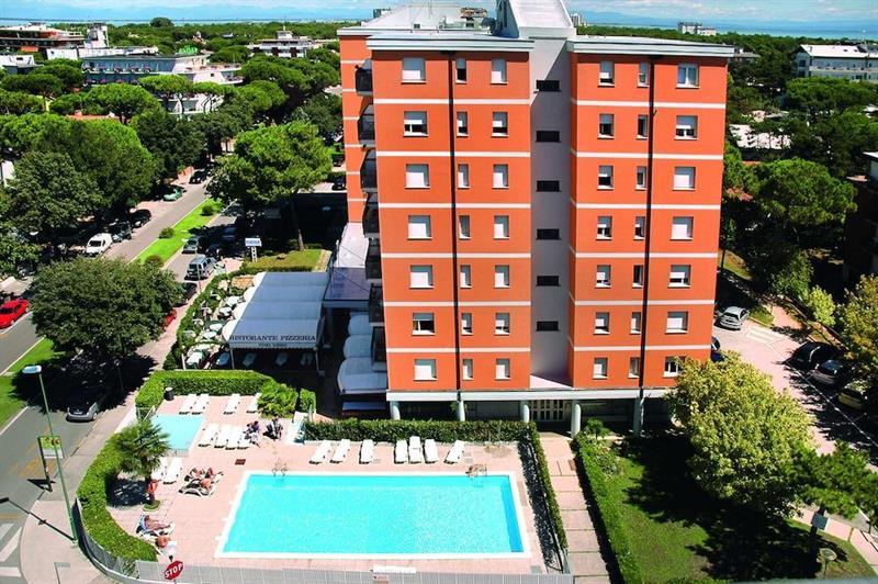 Hotel Alisei Lignano Sabbiadoro Exteriör bild