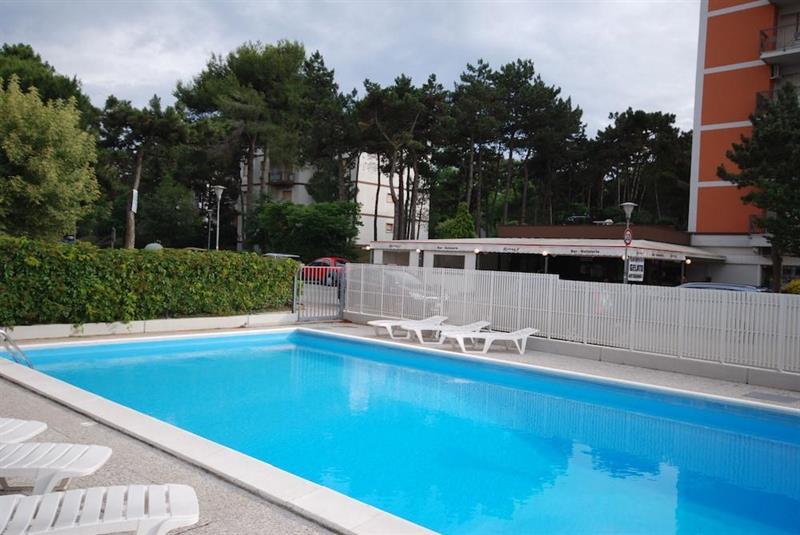 Hotel Alisei Lignano Sabbiadoro Exteriör bild